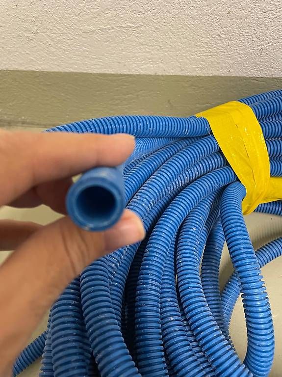 Tubi & Tubi flessibili: Elektro-wellrohr  ca20 meter – Usato da Schwerzenbach venduto da panagi6