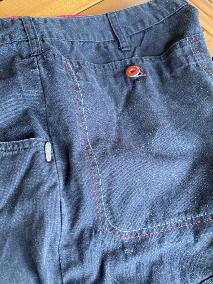 Nike Hosen: Short Jordan jeans – Gebraucht aus Hombrechtikon von Steph. 6