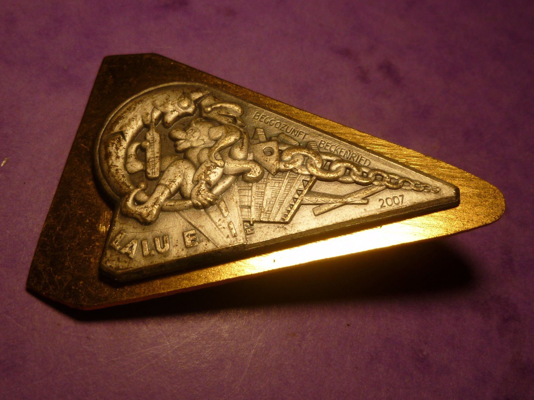 Placchette & Badge: BECKENRIED 2007 GOLD – Usato da Ried (Muotathal) venduto da Mandarin02