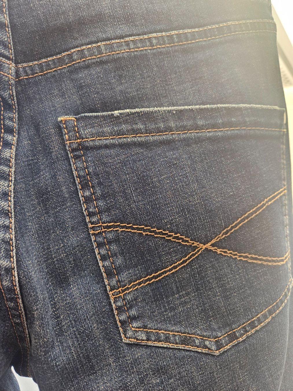 Brunello Cucinelli Pantaloni: Brunello Cucinelli  Monili Neu 1450.- – Nuovo (secondo la descrizione) da Bern venduto da Alea6892 4
