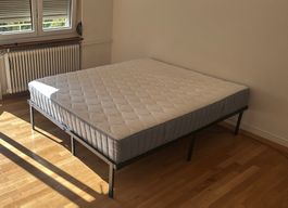 Bett + Matratze