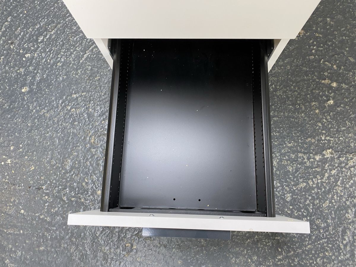 Scrivanie: Schreibtisch  – Usato da Hägglingen venduto da Karin0802 6