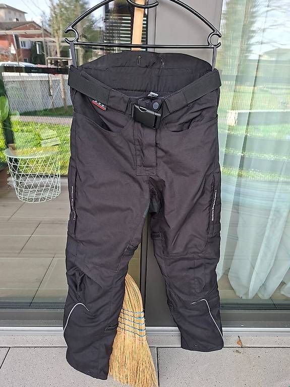 Pantaloni: Töffhose Dura – Usato da Brüttisellen venduto da Bstar 2
