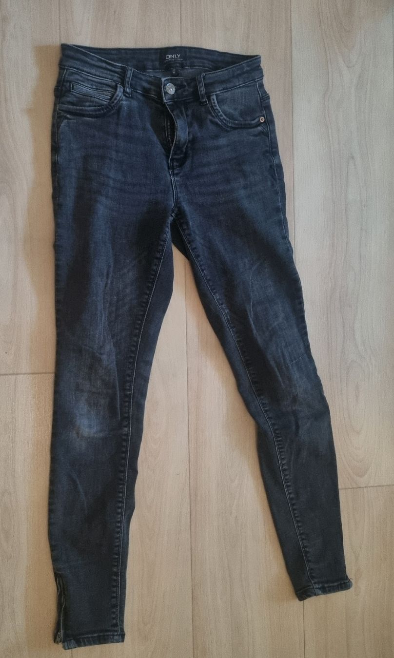 Only Jeans: ONLY Ankle Jeans Grösse 27/32 – D'occasion à Rorbas par Bettlee