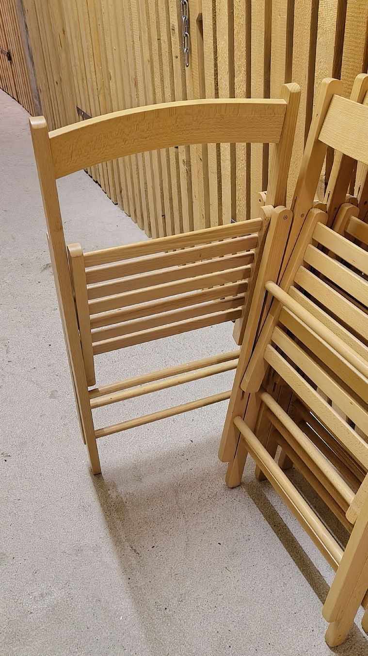 Ikea Tischset: 4 chaises pliables IKEA en bois de hêtre – Neu (gemäss Beschreibung) aus Petit-Lancy von Rolandex 4