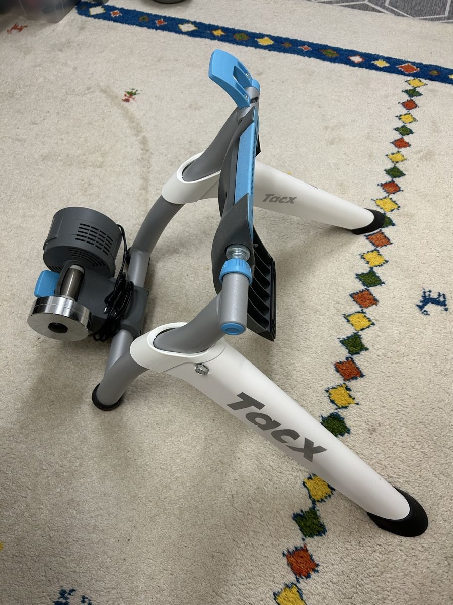 Tacx Vélos d'appartement: Tacx Flow – D'occasion à Stetten SH par aze_x789