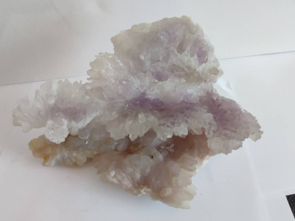 Minerali & Pietre curative: Amethyst-Bergkristallblüten mit Citrin – Usato da Arnegg venduto da Philips3 3