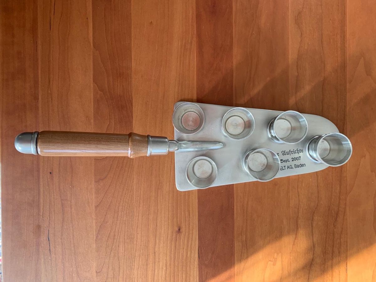 Set di piatti: Zinnkelle mit Bechern – Usato da Magden venduto da Jackevaro 1