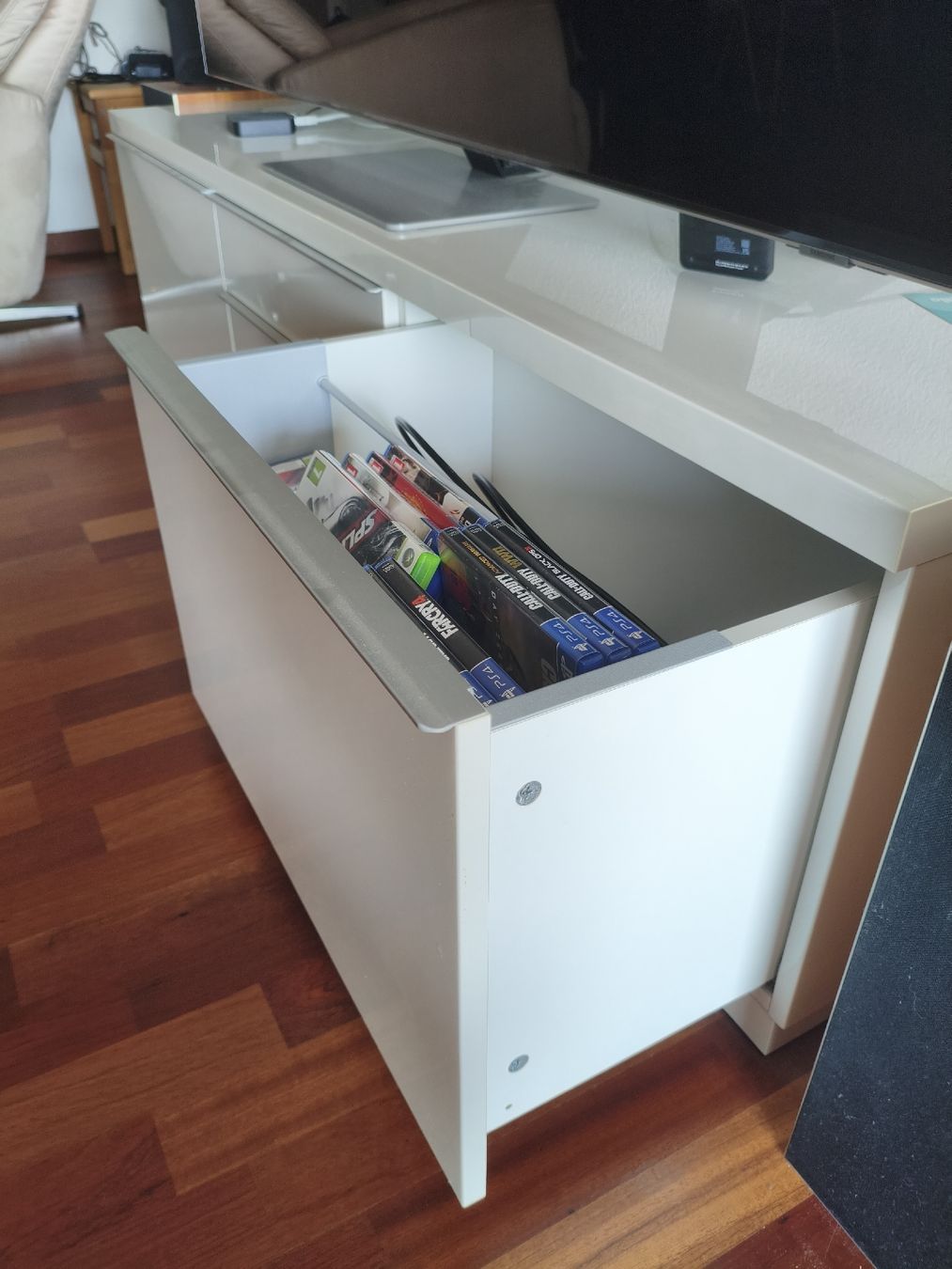 Ikea TV Möbel: Fernseh/TV Möbel IKEA – Gebraucht aus Wetzikon ZH von pas_7htc 1