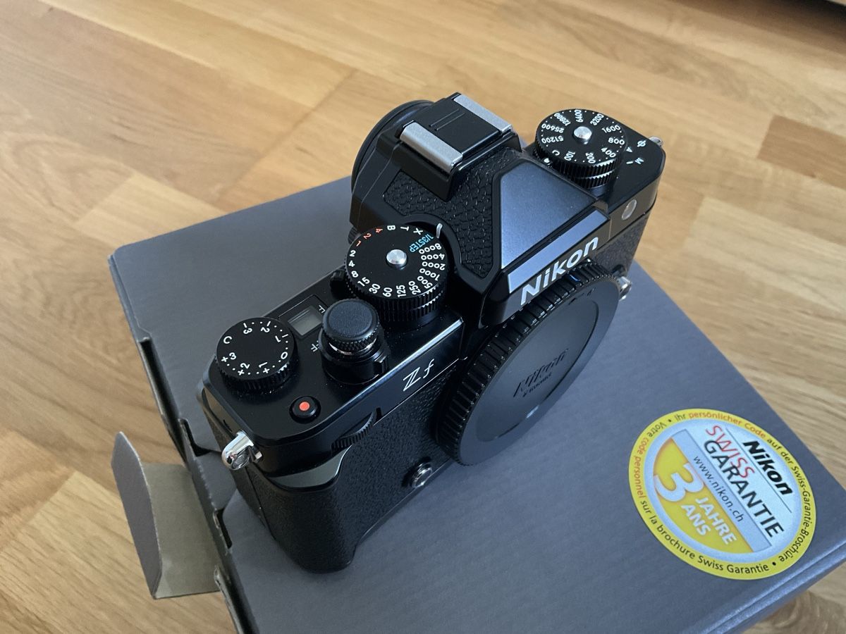 Nikon Appareil photo: Beautiful Nikon Zf Mirrorless Camera – Neuf (Voir description) à Lausanne par True_Bargain 2