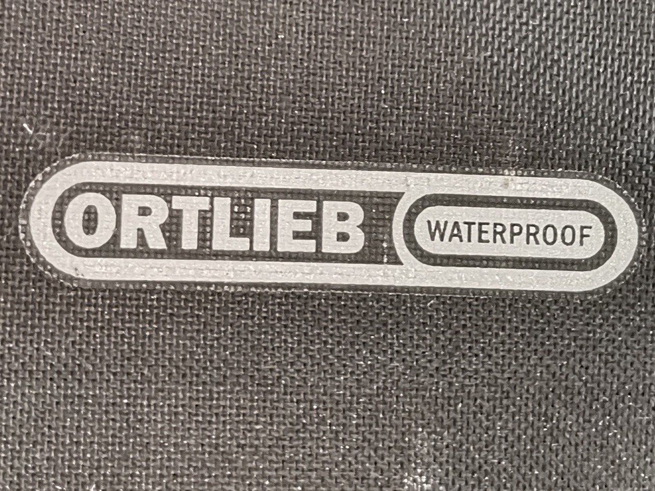 Ortlieb Zaini: ORTLIEB - Tagesrucksack, Schwarz – Usato da Schaffhausen venduto da Restwert_SH 8