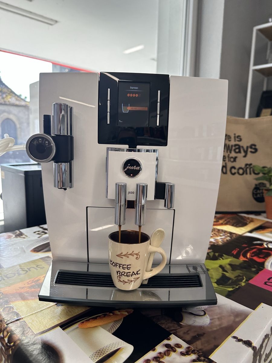 Jura Macchine per caffè & Macchine per espresso: JURA J600 – Usato da Gränichen venduto da Luma.KaffeeMaschinen 1