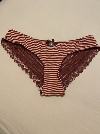 Sexy Slip, Gr. S, Weinrot/Gestreift, Neu!