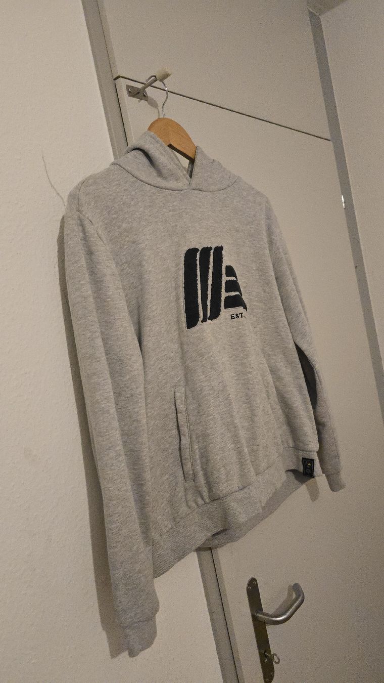 Maglioni & Felpe: Sweat à capuche ALDI "ALDImania" Édition Limitée, taille L, – Usato da Carouge GE venduto da dem_7zbc 5