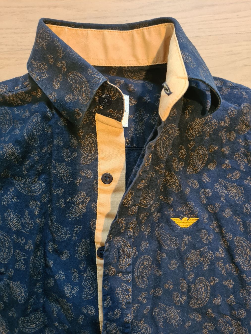 Armani Camicie, T-shirt & Polo: Chemise Armani 128cm - 8 ans – Usato da Killwangen venduto da ame_ffd8 1