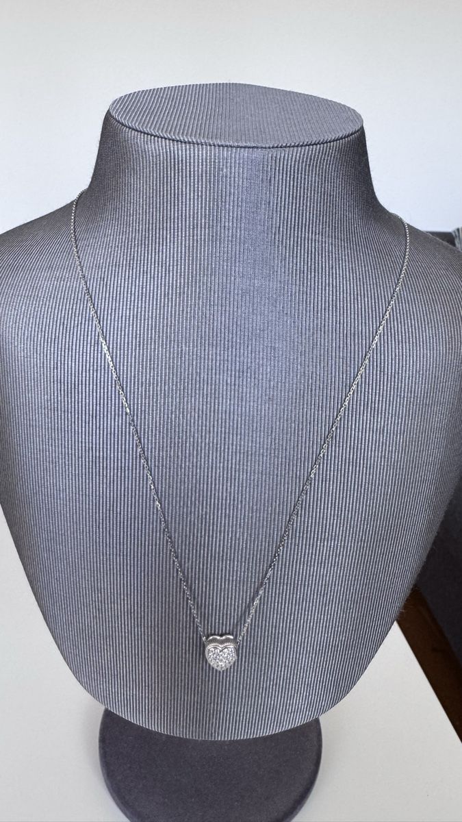 Catenine: Sparkling Heart Necklace, Silver Chain – Nuovo (secondo la descrizione) da Stäfa venduto da Pandorasbox2021 1