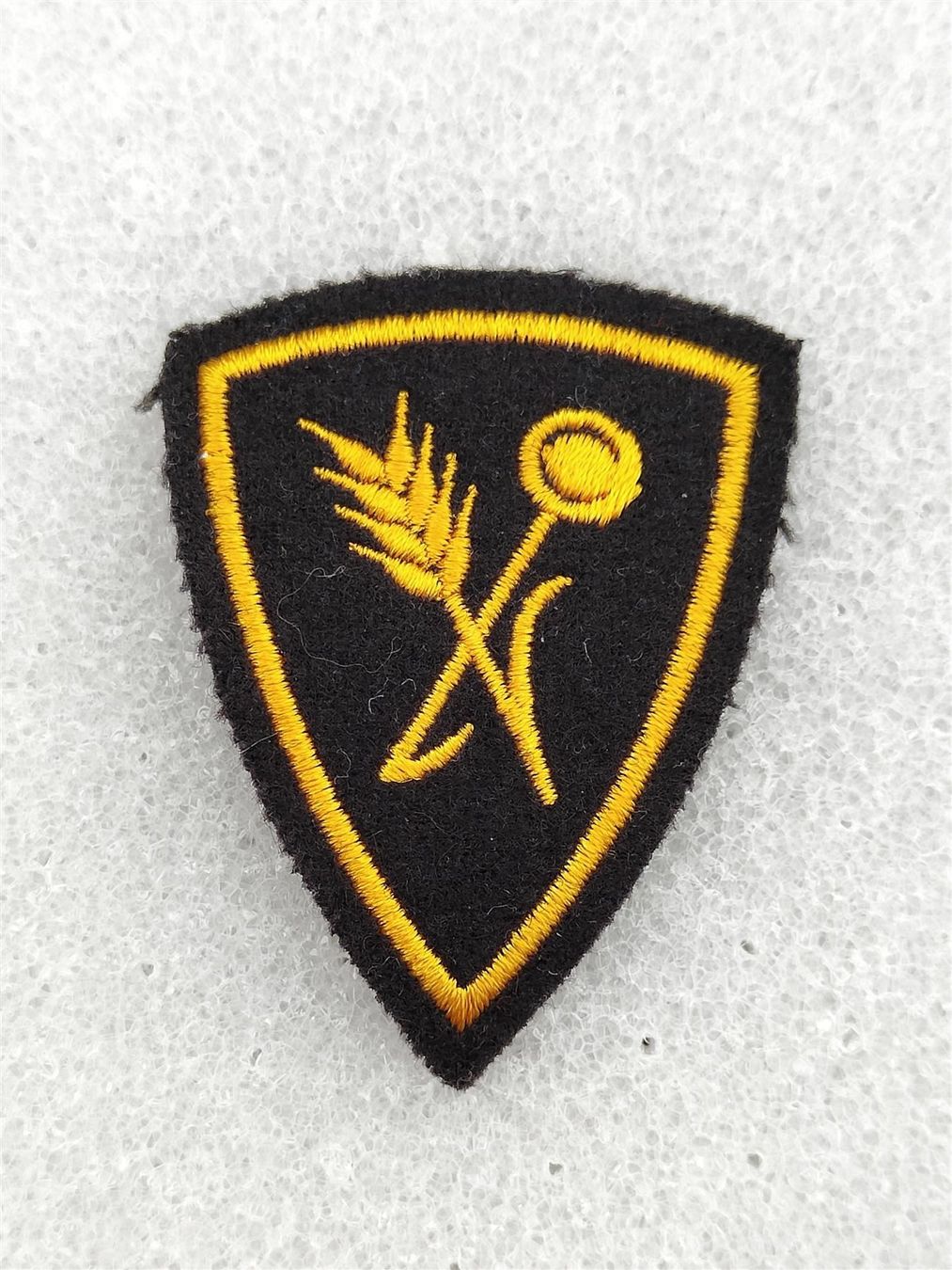 Armée suisse Plaquettes & Badges: Funktionsabzeichen Truppenkoch Ord. 1995, Variante 2 – D'occasion à Bauma par SwissMilitaria