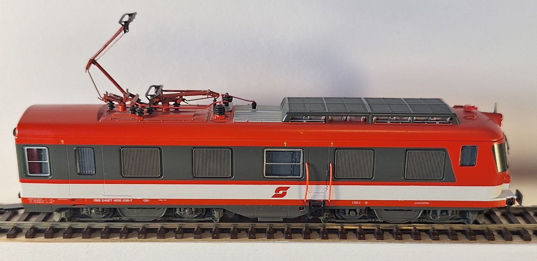 Roco Trains électriques: ÖBB 4010 Roco rot/grau – D'occasion à Bern par BahnliebhaberRe420 5