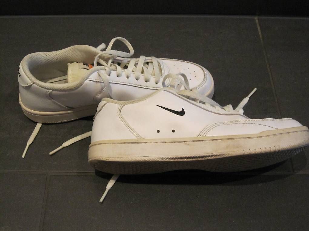 Nike Scarpe da donna: Nike Sneakers niedrig – Usato da Steinhausen venduto da ladisci 3