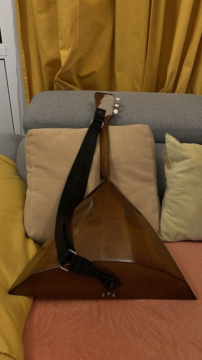 Musikinstrumente: Balalaika Secunda – Gebraucht aus Genève von kor_78mm 1
