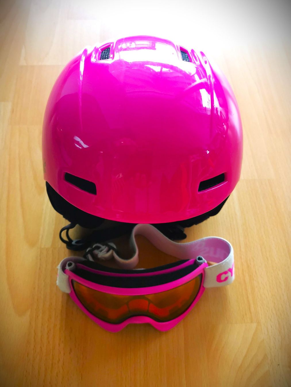 Caschi: Skihelm Kinder 49 bis 52 cm mit Skibrille – Usato da Wolfhausen venduto da grenof 1