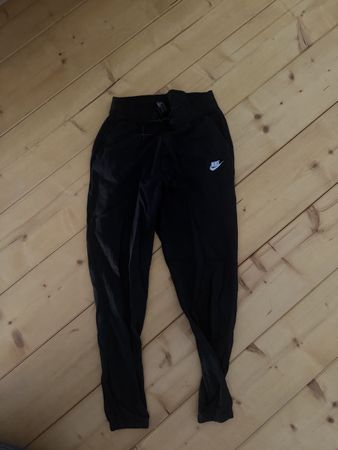 Nike Jogginghose schwarz Grösse S