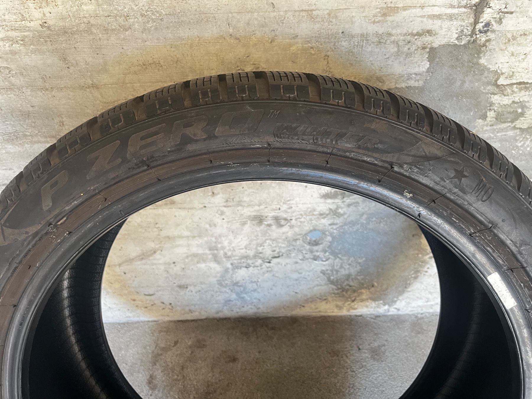 Sonstiges Schreiben & Zeichnen: 245/40R20 99V – Gebraucht aus Seon von dgu_23ty 2