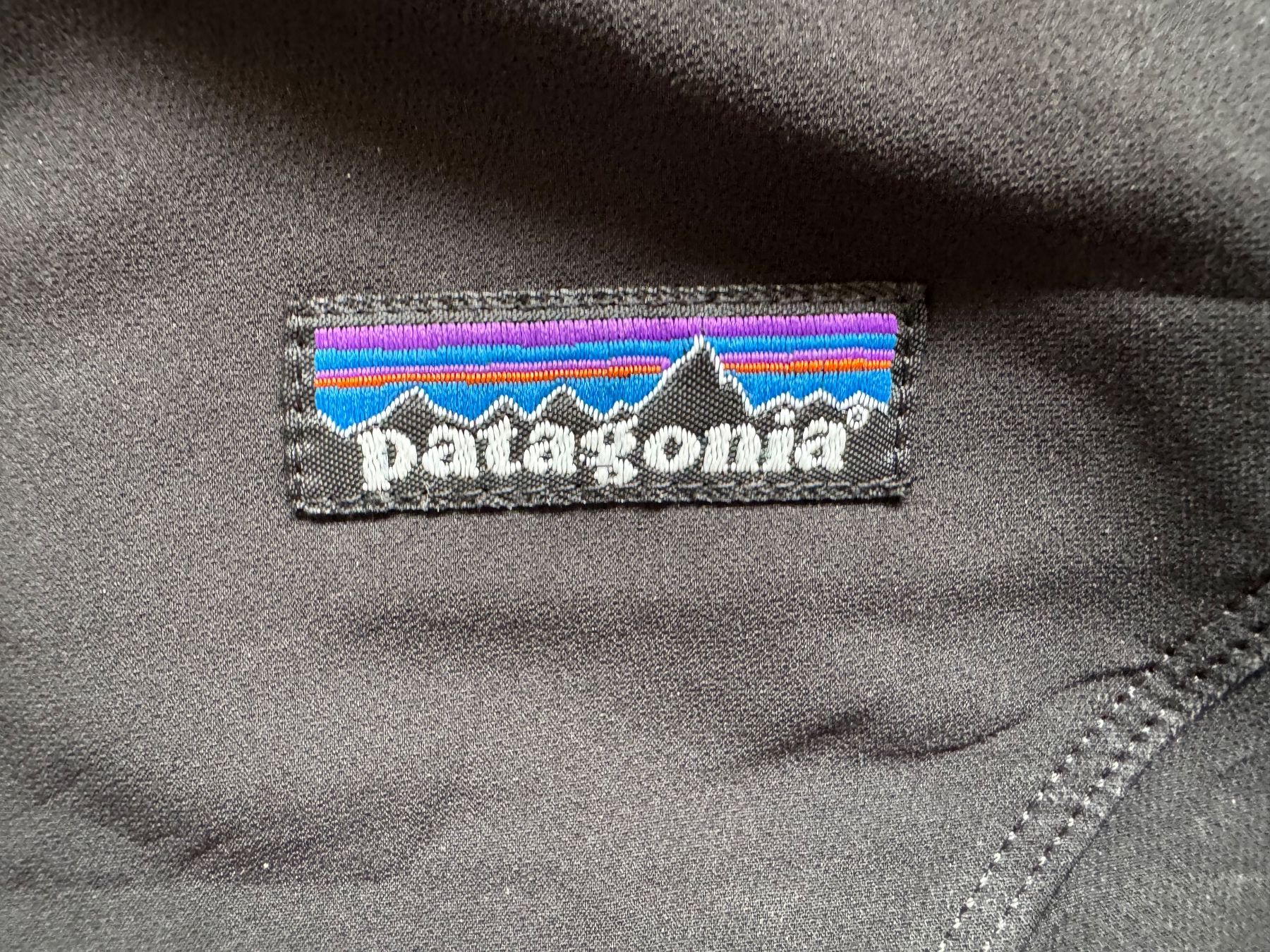 Patagonia Jacken: Patagonia Guide Jacket Sz XL from 2011 Ford Facebook – Gebraucht aus Neuchâtel von _Easy_to_Find_ 2