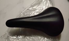 Selle Italia Anatomic Sattel, schwarz,  Retro,