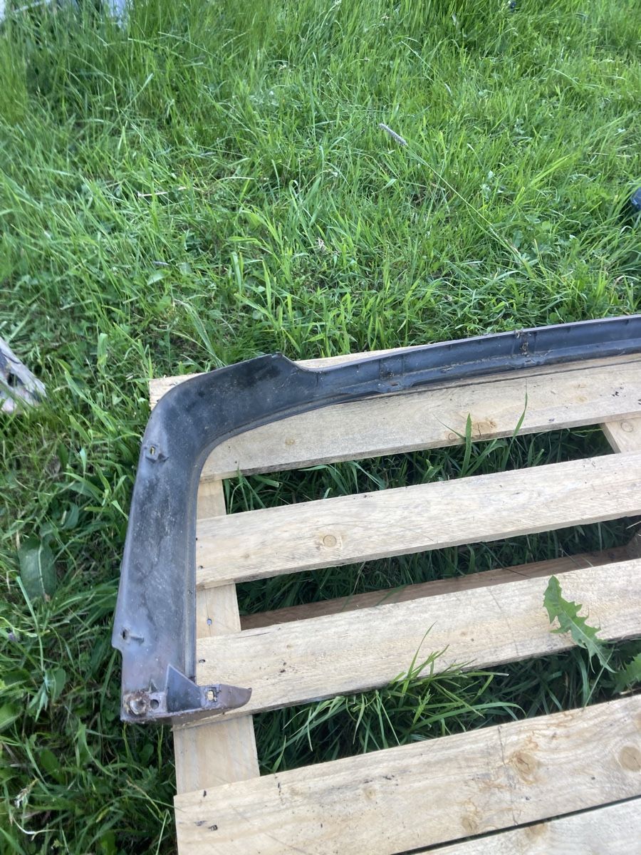 Audi Tutti pezzi di ricambio auto: Audi 80 Quattro Frontspoiler – Usato da Adelboden venduto da QuattroA2 2