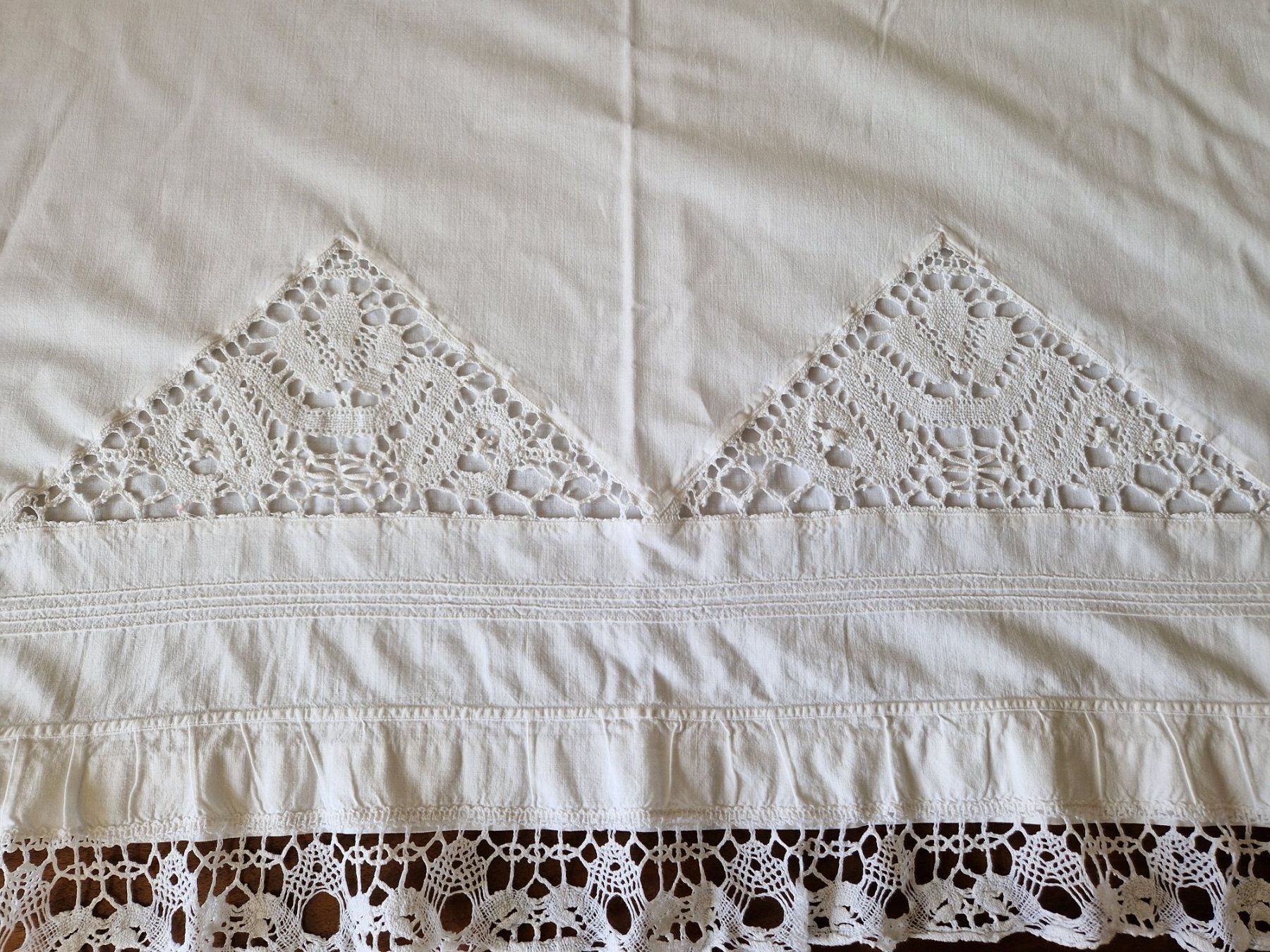 Biancheria da letto: Leintuch mit Klöppelspitze 240x145cm – Usato da Bern venduto da Antikbatik 7