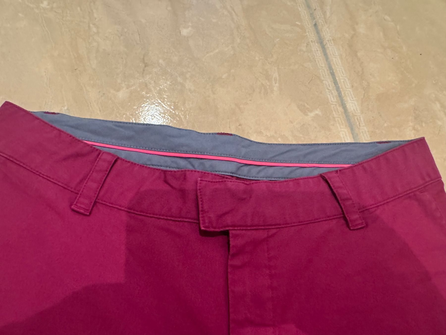 Pantaloni: Peak Performance NWT Shorts, 28 NP 99.95 Fr – Nuovo (secondo la descrizione) da Klingnau venduto da Markus14 1