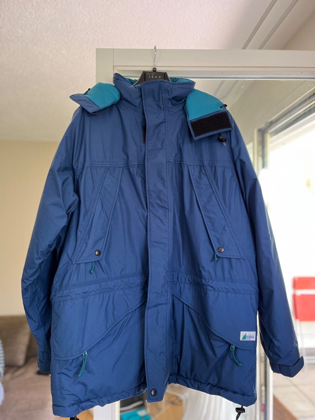 Giacche: Parka Canadienne Mountain Equipment – Usato da Dübendorf venduto da SHAS2009