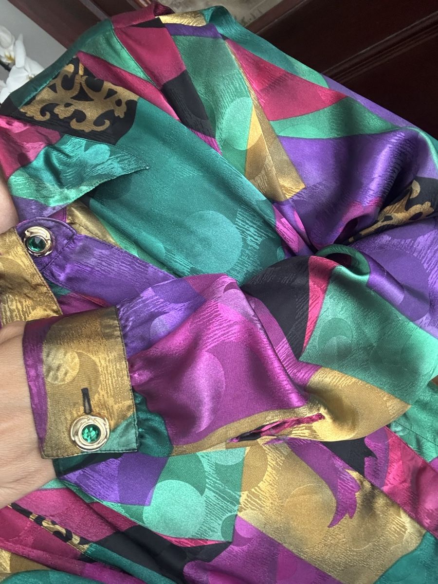 Camicette: Vintage Bluse – Usato da Obfelden venduto da cesarina10 1