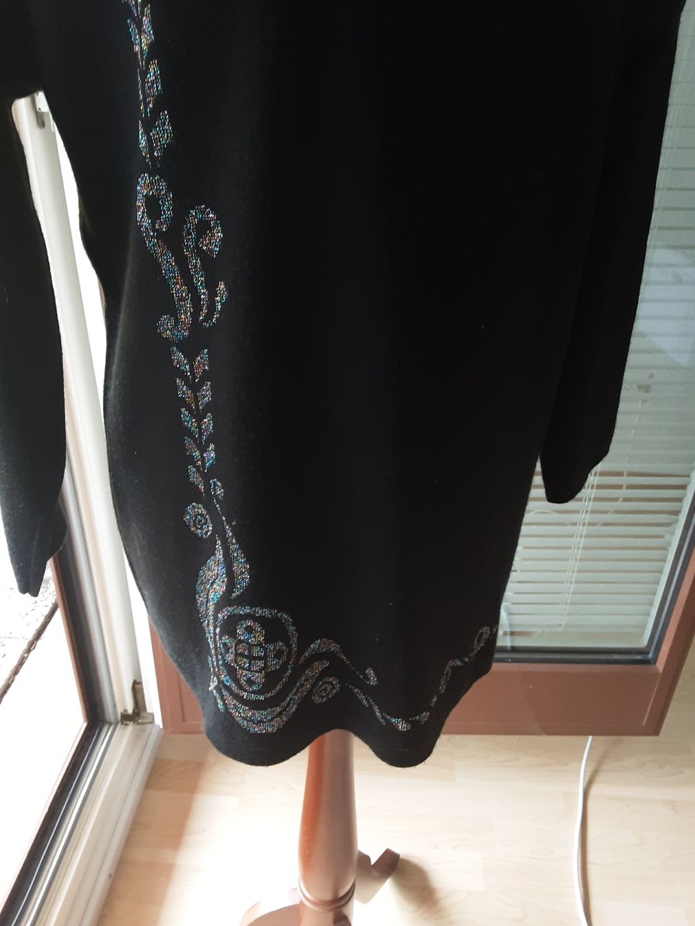 Pullover & Sweatshirts: Schwarzer  Strickpullover mit speziellem muster ,gr44 .. 46 – Neu (gemäss Beschreibung) aus wolfhalden von 46464646 1