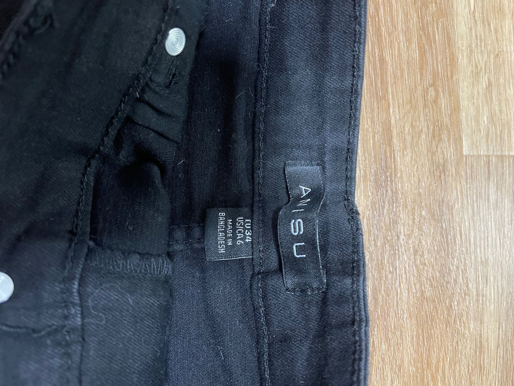 Gonne: Schwarzer Jeansrock Gr 34 – Usato da Bassersdorf venduto da Sandy456 2