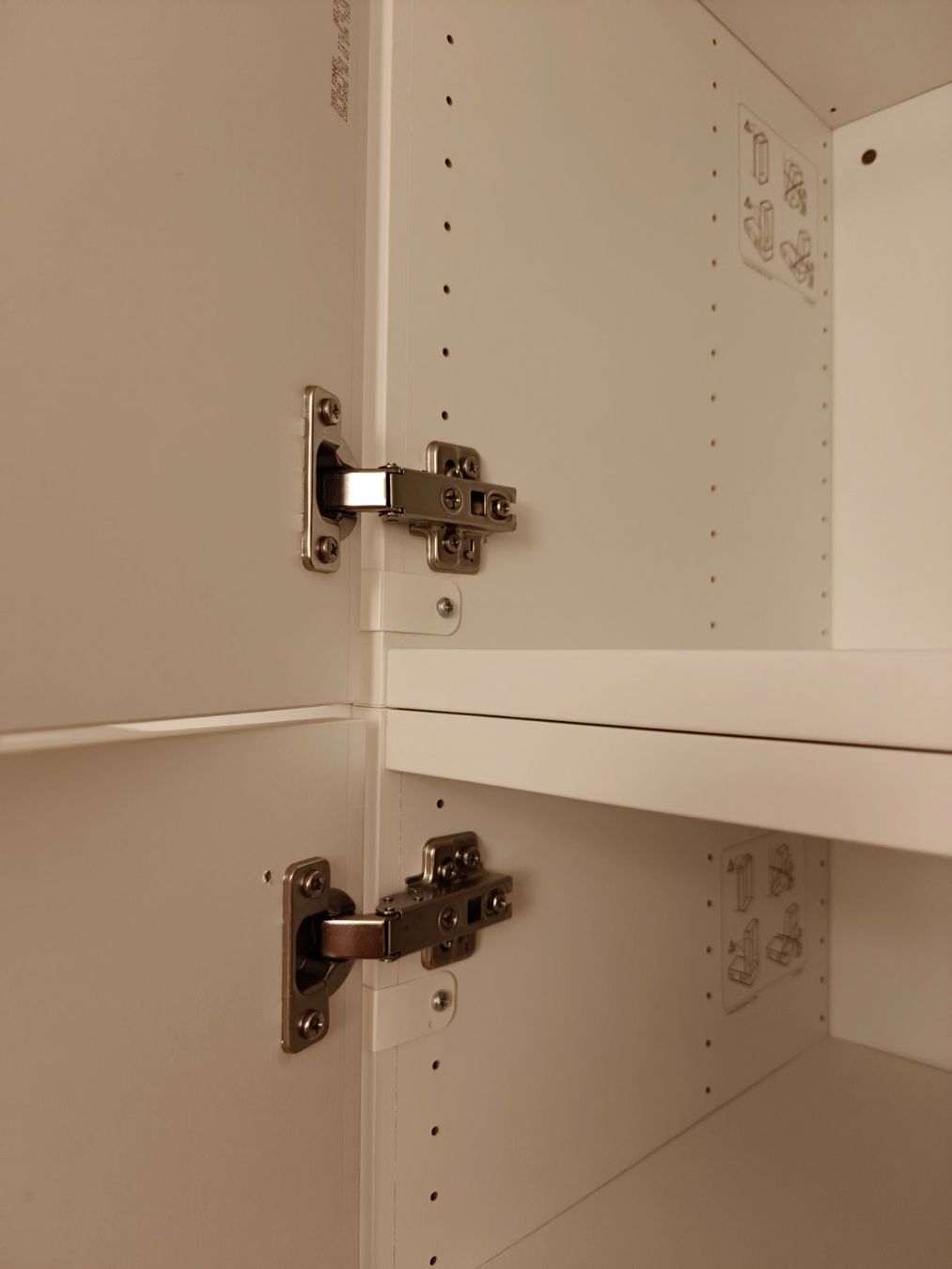 Schränke: Schrank aus 4 teilen – Gebraucht aus Adligenswil von ser_6mpq 7