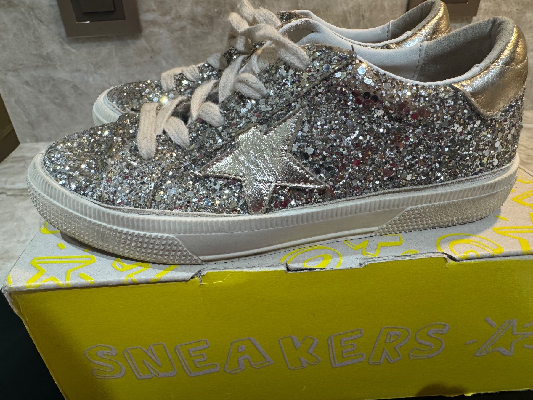 Golden Goose Scarpe per ragazze: Basket Golden Goose T32 – Usato da Conches venduto da chn_hgl6 2