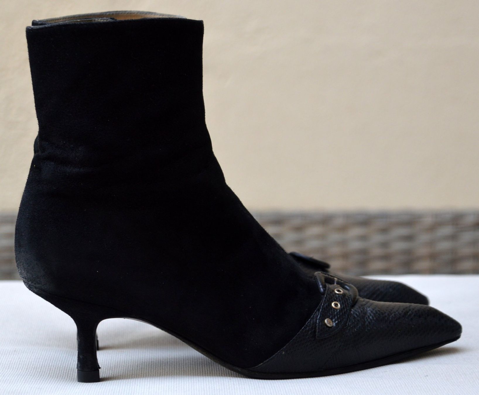 Chanel Scarpe da donna: Chanel Stiefeletten / Bottines .37 – Usato da Collonges venduto da Auganien 3