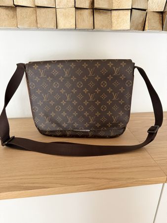 Louis Vuitton Monogram Umhängetasche sehr guter Zustand