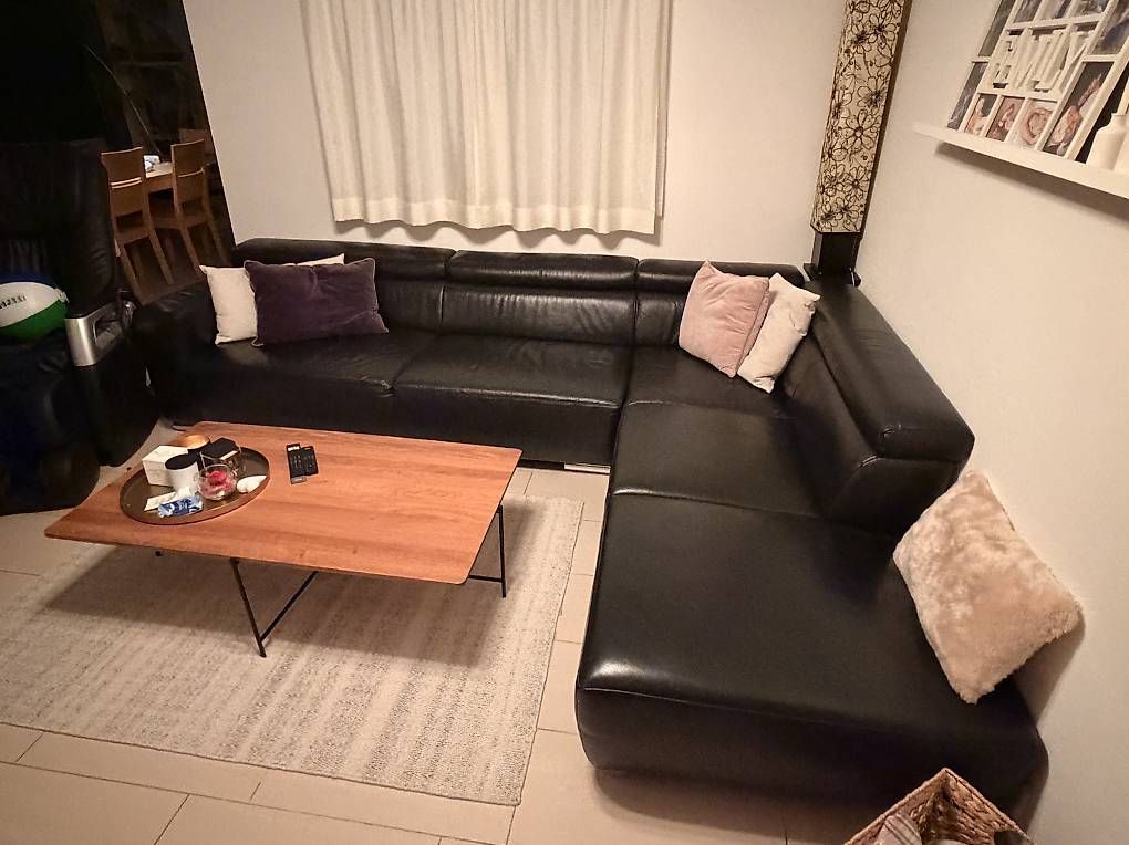 Divani: Polstergruppe Leder Sofa Eck Leder Schwarz – Usato da Gossau SG venduto da zimmerlis