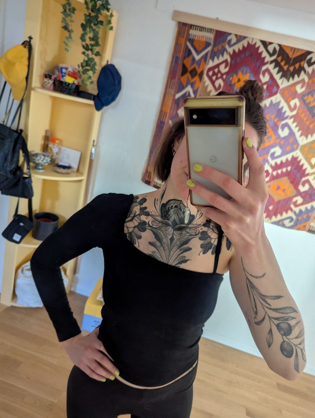 Tops: Asymmetrisches Langarmshirt – Neu (gemäss Beschreibung) aus St. Gallen von nadinewho