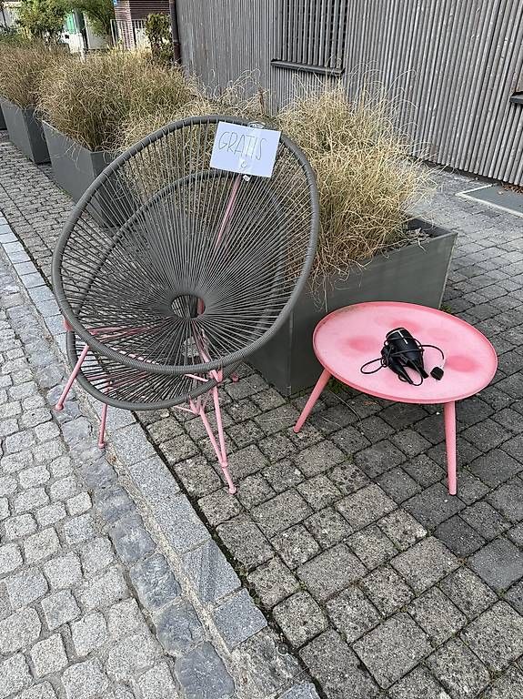 Sofas: Gartenlounge Gratis – D'occasion à Regensdorf par ant_js8x