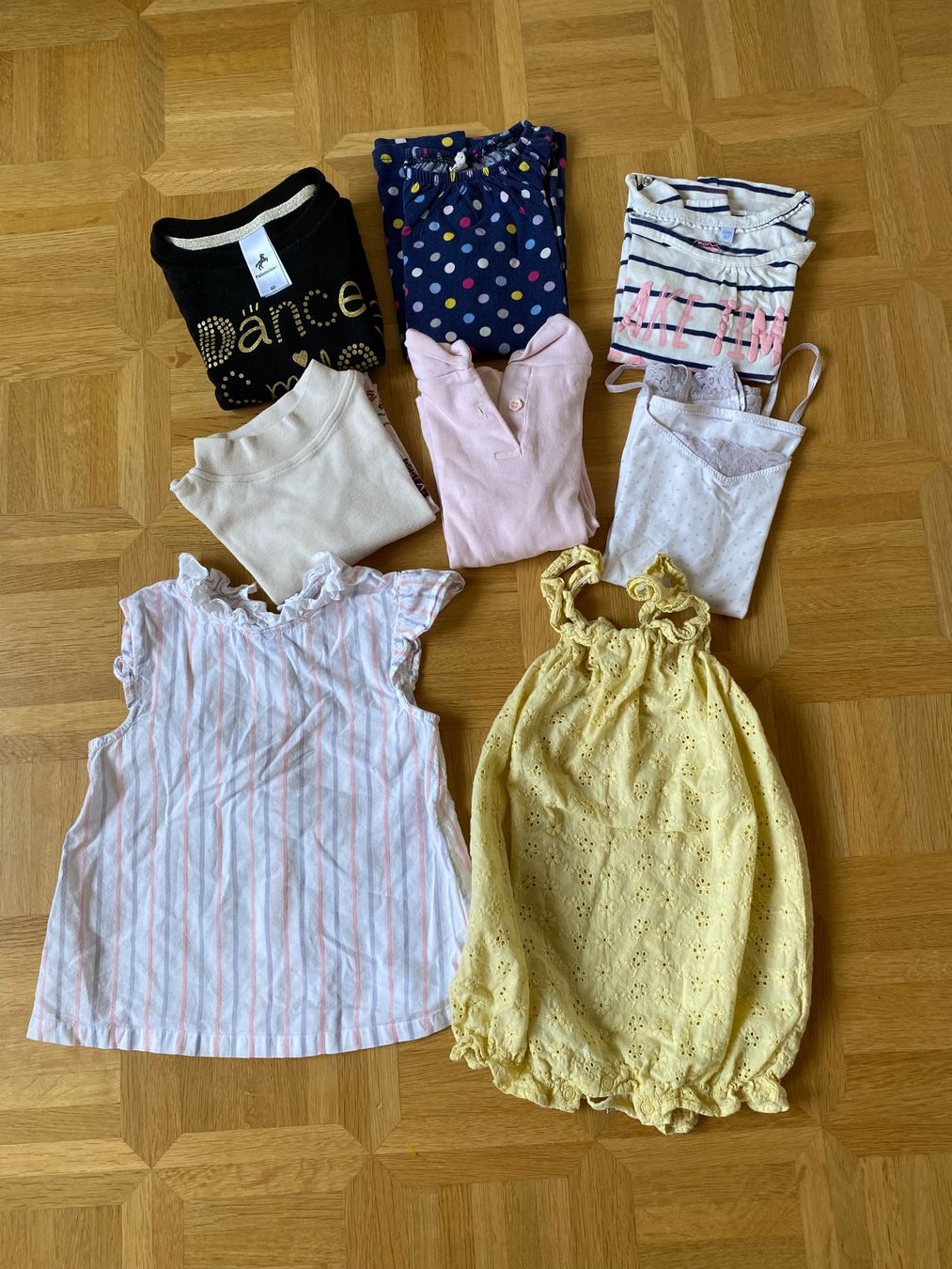 Lotti & Set di vestiti: Kleiderpaket Gr. 92 (112) – Usato da Vilters venduto da Zwaergli13