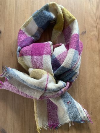 Moismont- Wollschal, warm für den Winter
