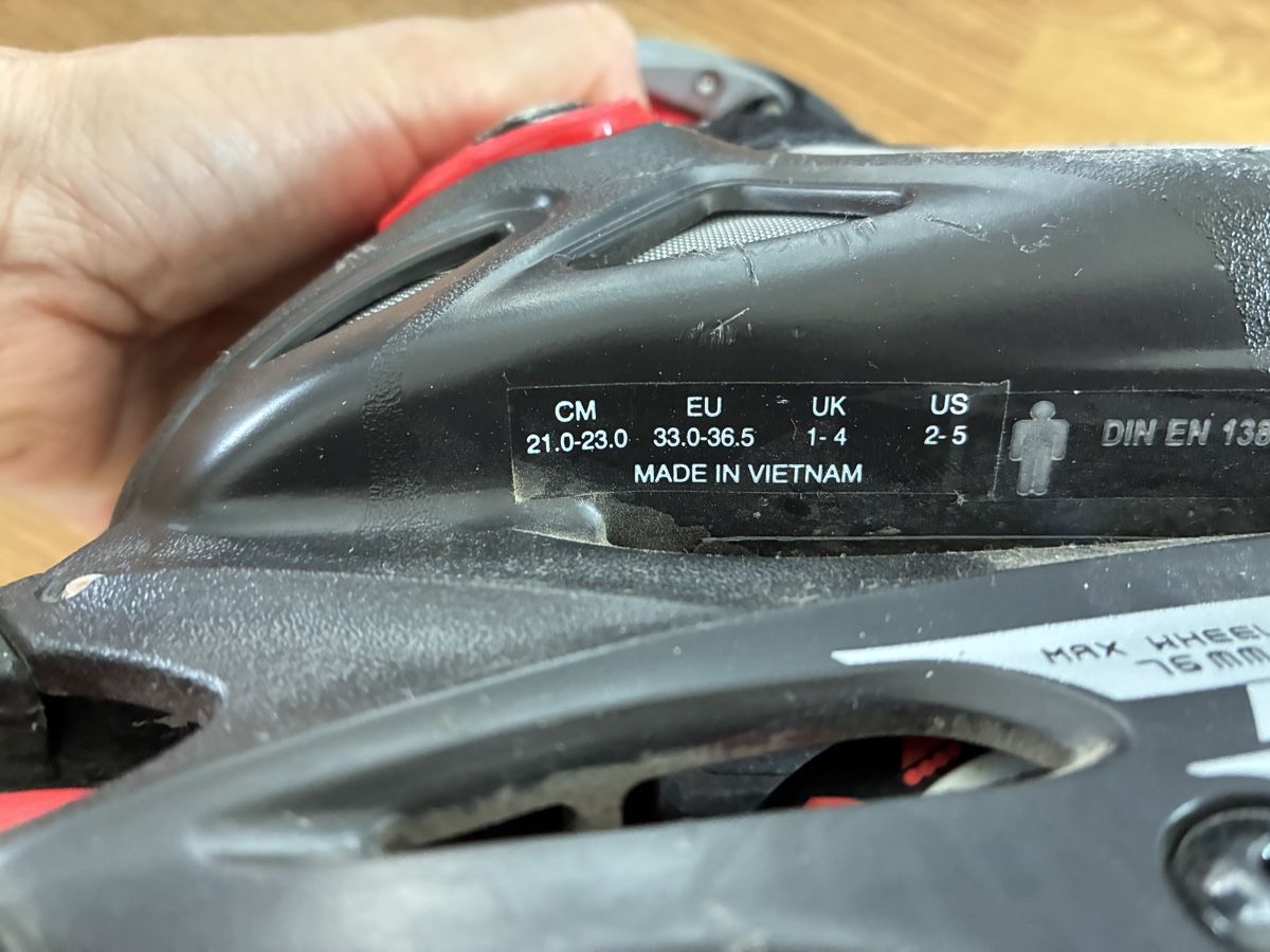Pattini in linea & Pattini a rotelle: Inlineskates Rollerblade Spitfire verstellbar Gr 33.0 - 36.5 – Usato da Horgen venduto da Tootall 4