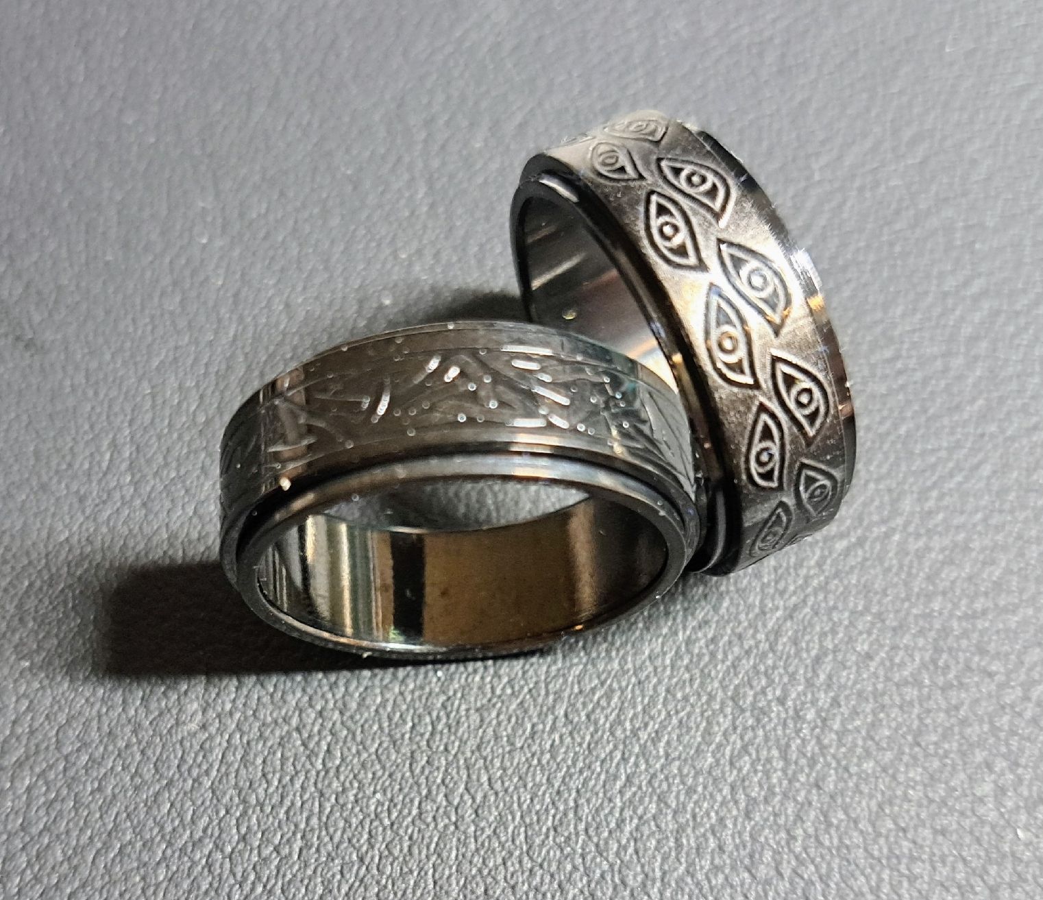 Anelli: Schwarze Ringe, Durchmesser 2cm, Spinning – Nuovo (secondo la descrizione) da Dübendorf venduto da Paritae 1