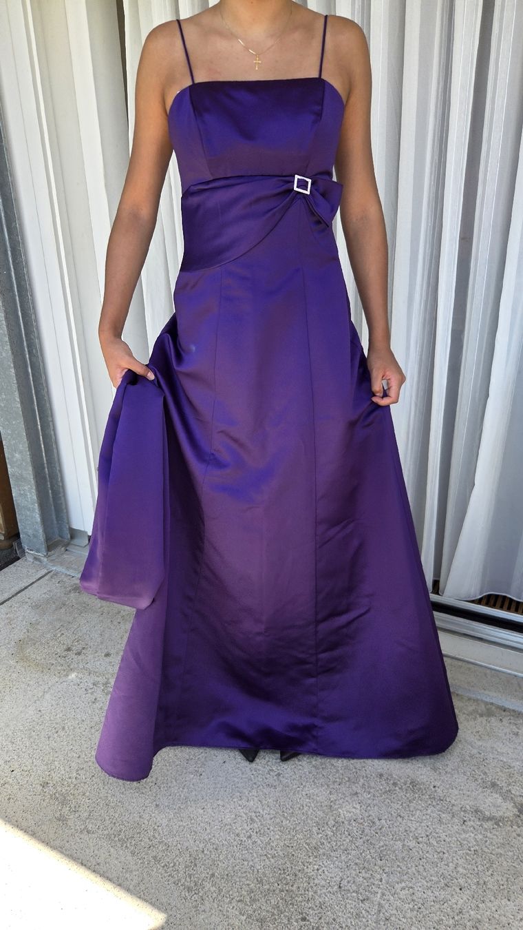 Vestiti: Lila Abendkleid Gr. 36 mit passendem Schal, elegant – Nuovo (secondo la descrizione) da Zug venduto da Pat050 6