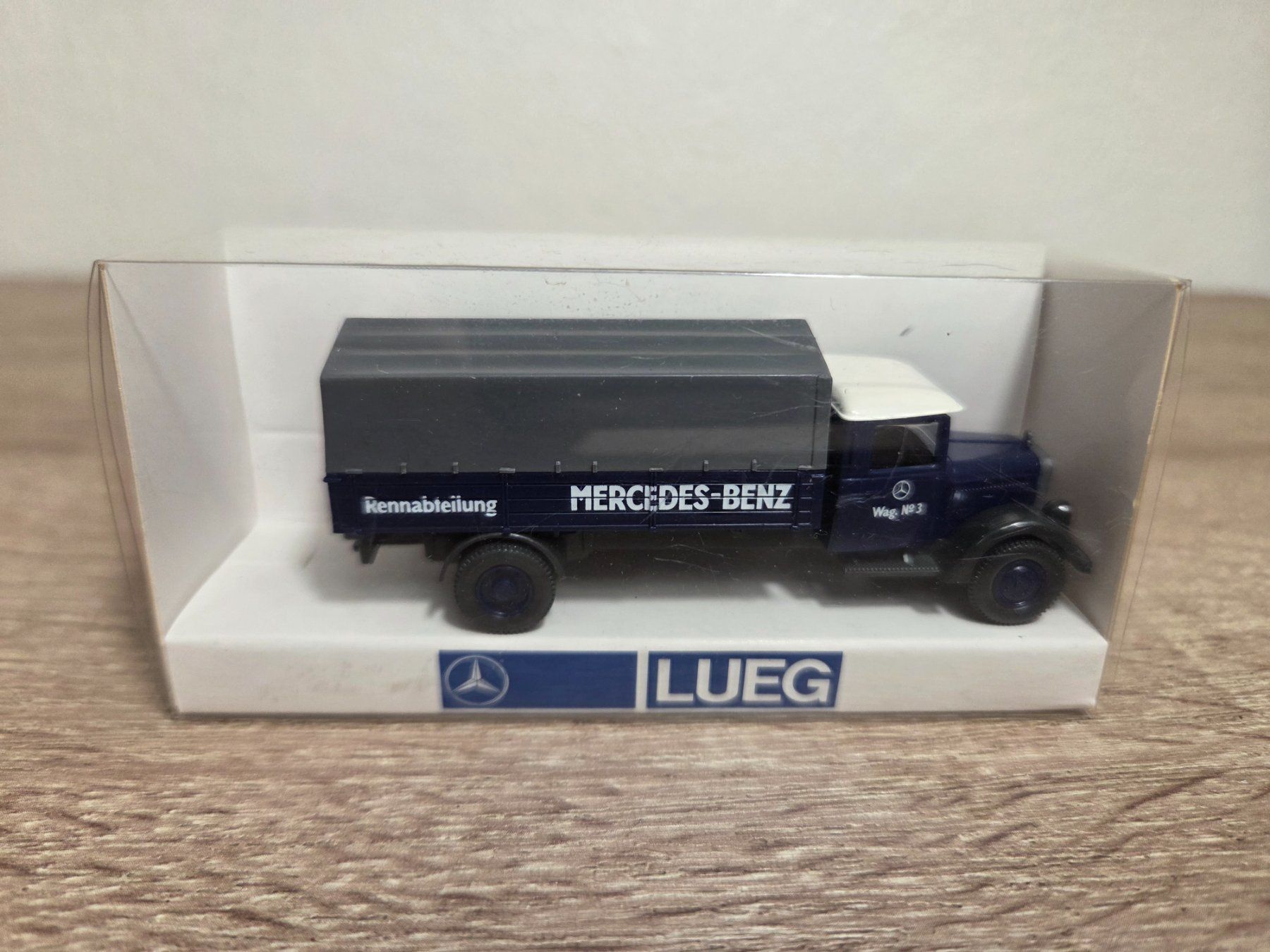 Wiking Modellini d'auto: Wiking MB H0 – Nuovo e nell'imballaggio originale da St-Aubin-Sauges venduto da Lo_Go