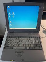 Toshiba Satellite 320CDT Retro-Laptop mit Windows ME und ...